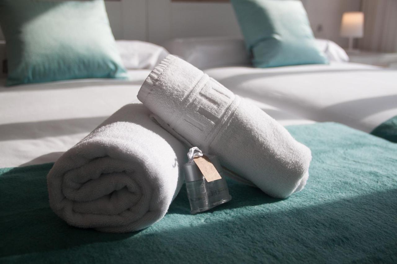 La Piedra L´Osu. Apartamento con piscina. Playa 3 km Llanes Esterno foto